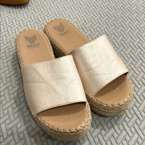 Beast Fashion Women's Wedge Espadrille Sandals Size 8